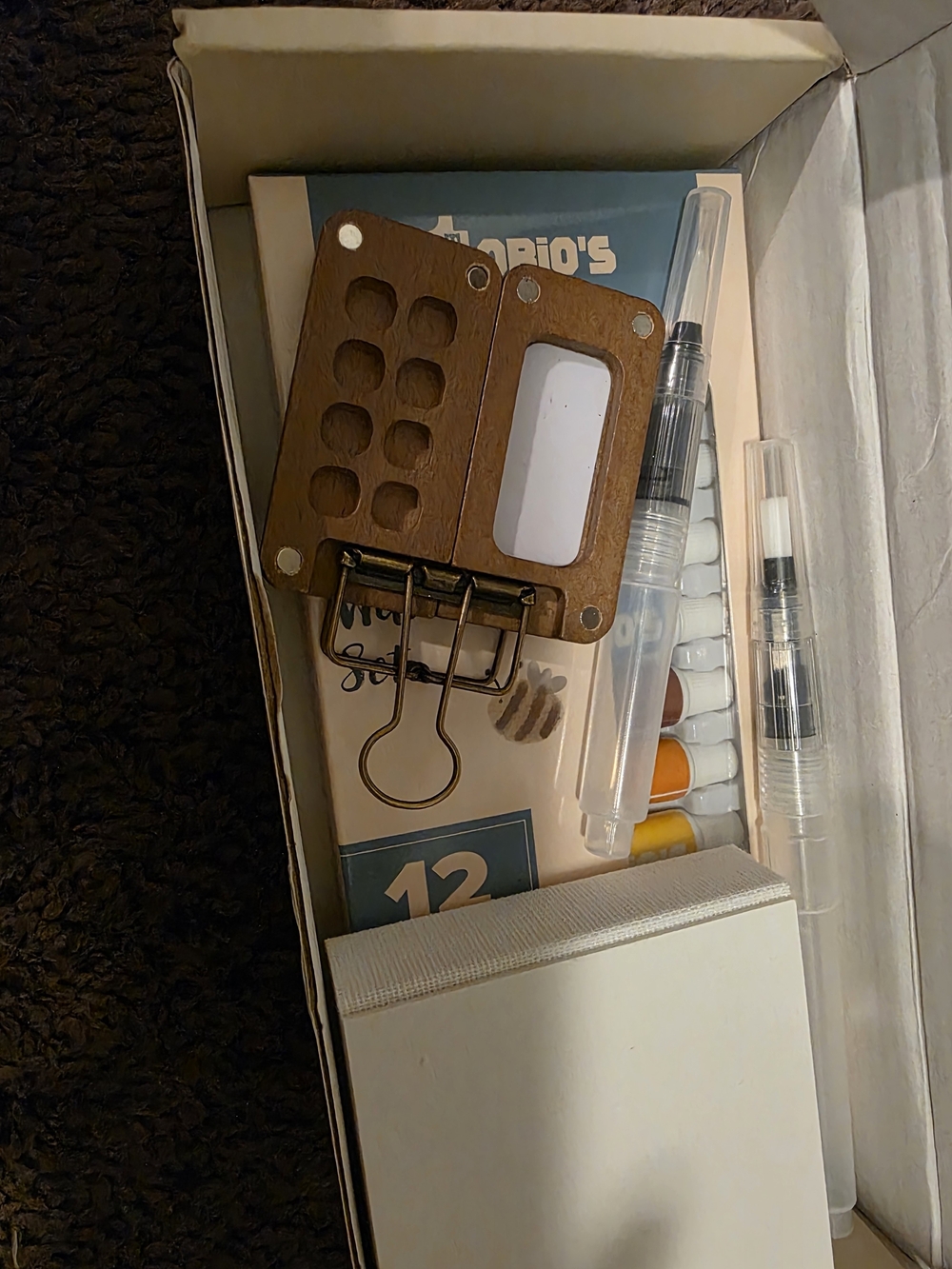Wooden Paint Palette Holder with Brush Pens - Brown